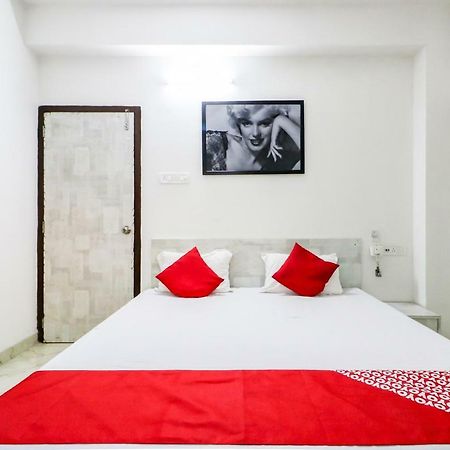 Oyo 30698 Hari Om Guest House Jādabpur Exterior photo