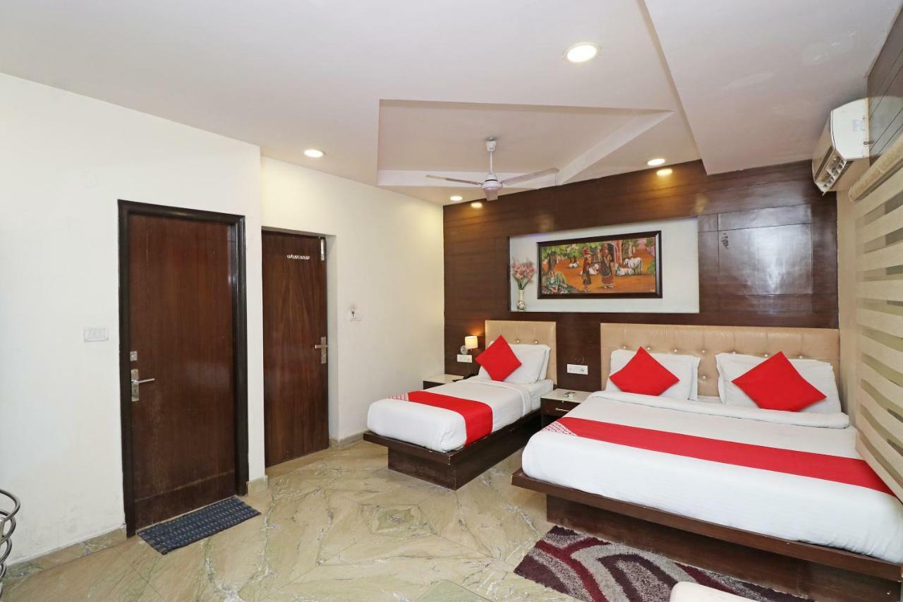 Oyo 30698 Hari Om Guest House Jādabpur Exterior photo