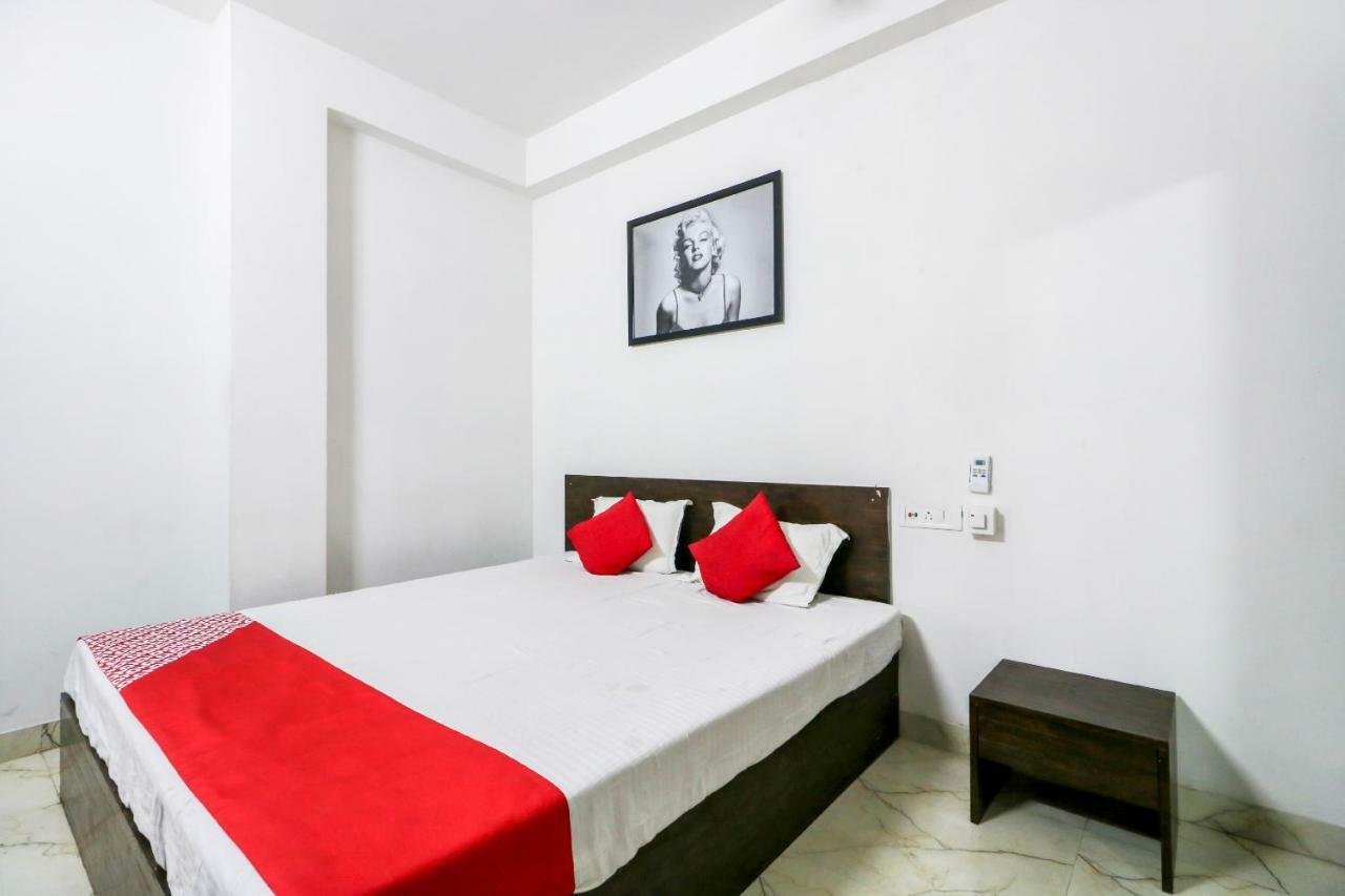 Oyo 30698 Hari Om Guest House Jādabpur Exterior photo